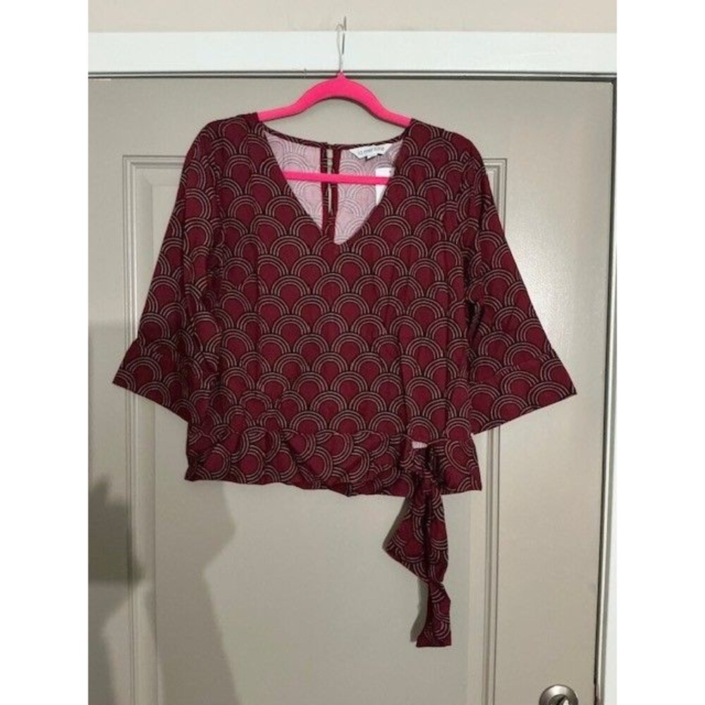 La Mer Luxe 3/4 Sleeve Bella Top in Cannes Crimson Black Sz M NWT